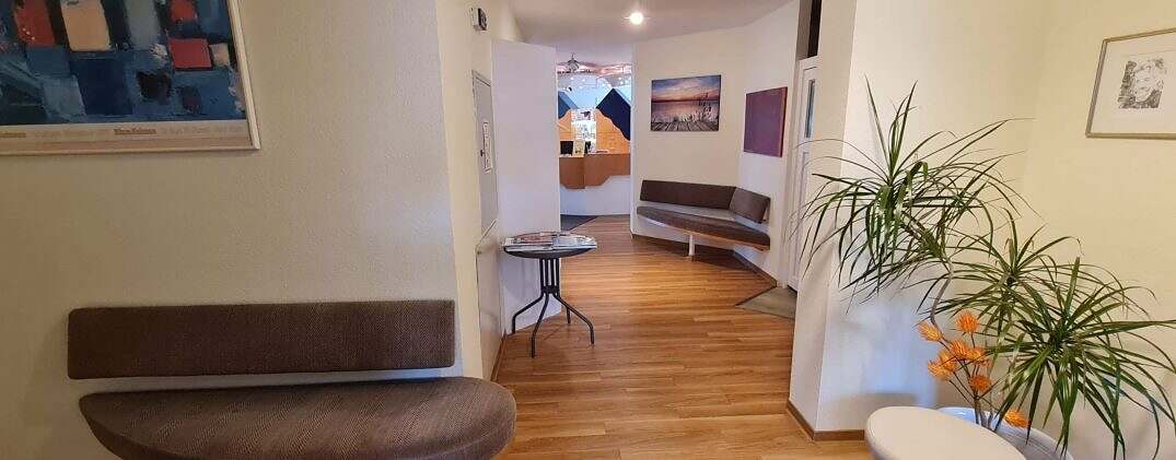 Physio Stein Bretten Wartebereich